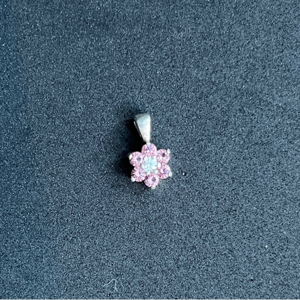 Vintage Y2K Pink Flower Pendant
